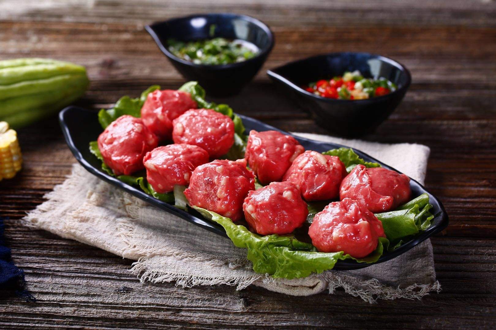 一碟嫩牛肉只需1蚊?还免费送美酒?这家牛肉火锅店真干得出来! 流行东莞-PoPDG.com